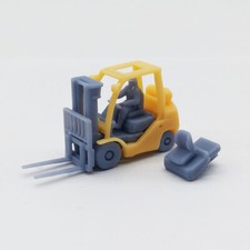 Outland Models Modelleisenbahn Schwerlast Gabelstapler mit Fahrer Spur H0 1:87