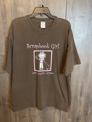 SCRAPBOOK GIRL (EAT-SLEEP-SCRAP) T-SHIRT ADULT X-LARGE BROWN-SCRAPBOOKING-RARE - Picture 2 of 6