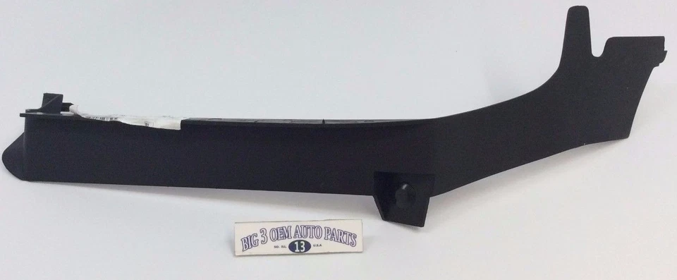 Наполнитель переднего бампера Chevrolet Silverado Suburban Tahoe LH новый от оригинального производителя 15035437 - Изображение 2 из 2