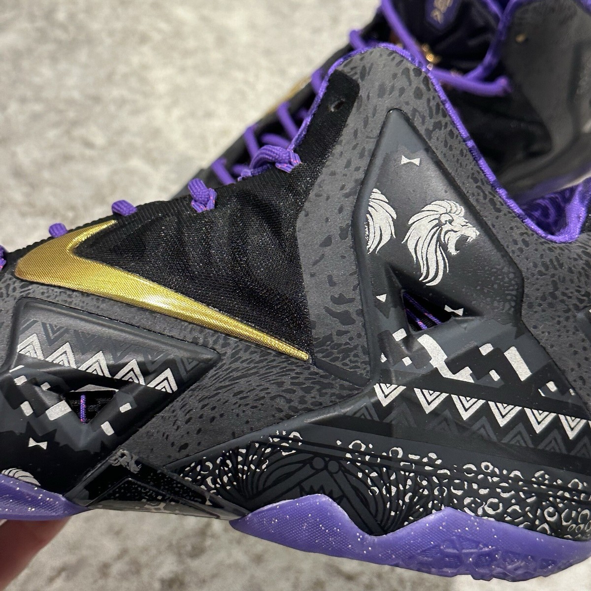 NIKE LEBRON XI BHM レブロン 11 バッシュ 28cm Nike Lebron 11 XI Black History Month BHM Black Purple Gold