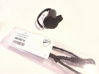 Prolunga di alimentazione con uscita USB per Ducati Scrambler 96680561A