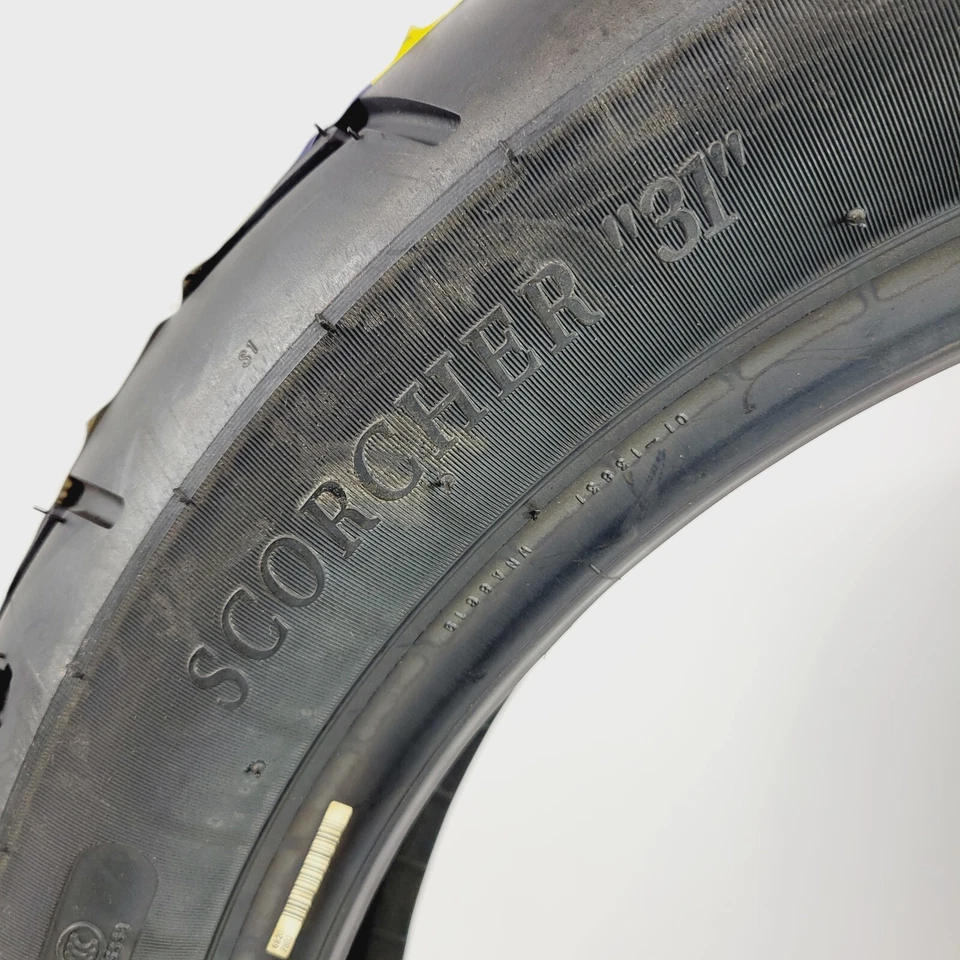 Neumático delantero Michelin Scorcher 31 130/80B17 Blackwall para Harley Davidson Touring Foto 4 de 4