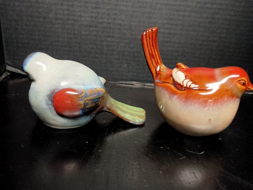 Pair Of Glazed Pottery Fat Colorful Birds Figures - Picture 4 of 17