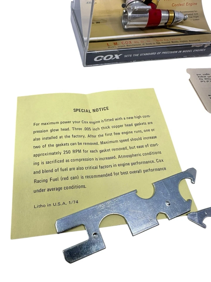 Vintage NOS Cox Tee-Dee .051 No. 200 Airplane Engine in Case NICE! - Image 4 of 4