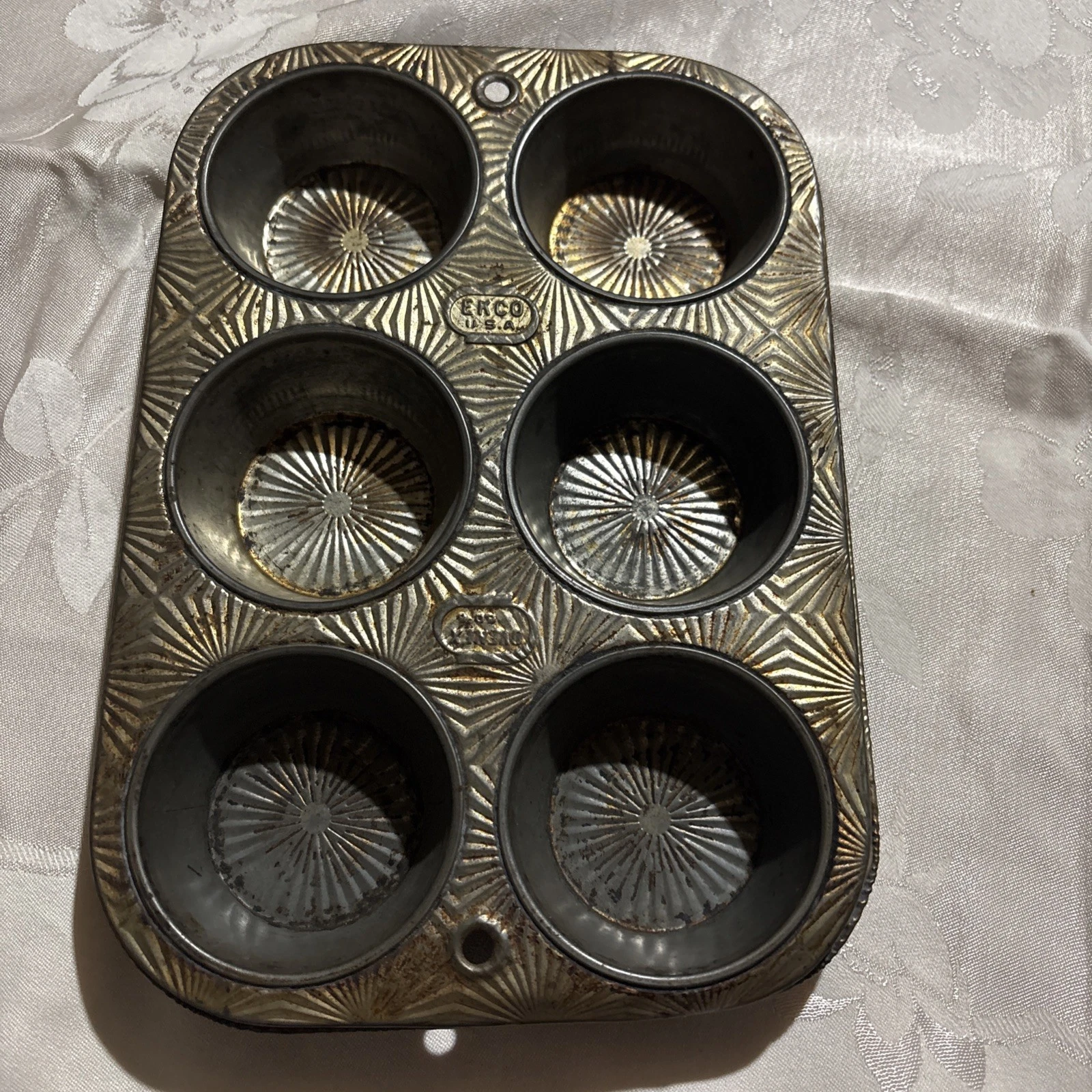 Vtg EKCO Ovenex 6 Muffin Pan Art Deco Starburst Pattern Kitchen Decor UC