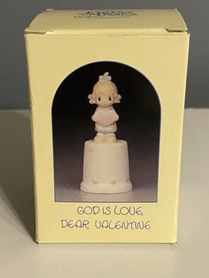 1985 Precious Moments Mini Figurine Thimble God is Love, Dear Valentine #100625