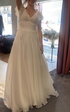 Maison  Signore Wedding Dress (Small) lace and organza princess gown