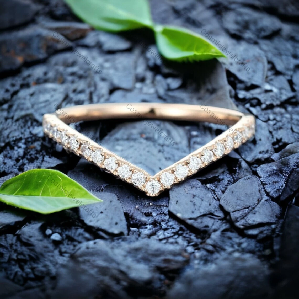 Curved cubic zirconia wedding band clearance