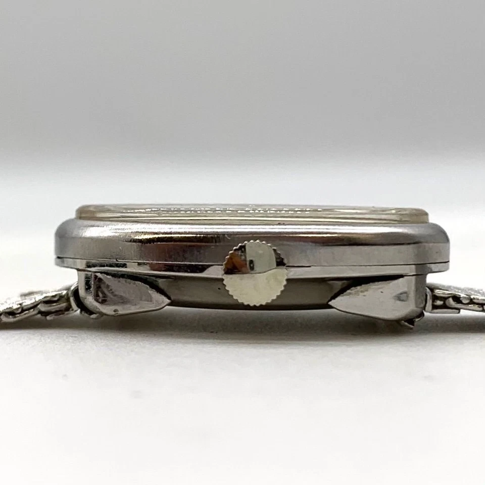 Женские наручные часы ULYSSE NARDIN с ручным заводом овальные нержавеющая сталь серебро - Изображение 4 из 4