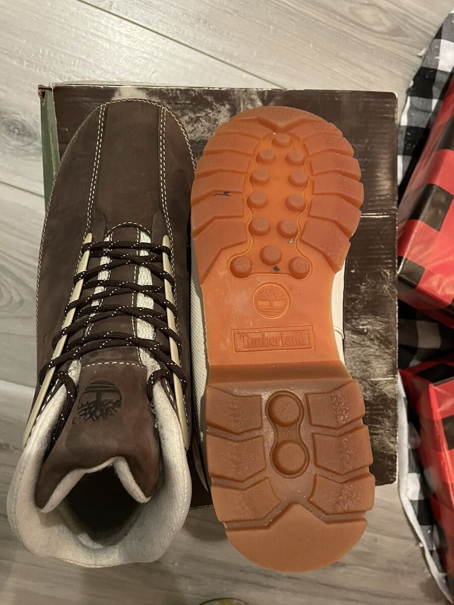 Vintage OG OLDSCHOOL Timberland Boots From The Early 2000s Vintage OG OLDSCHOOL Timberland Boots From The Early 2000s