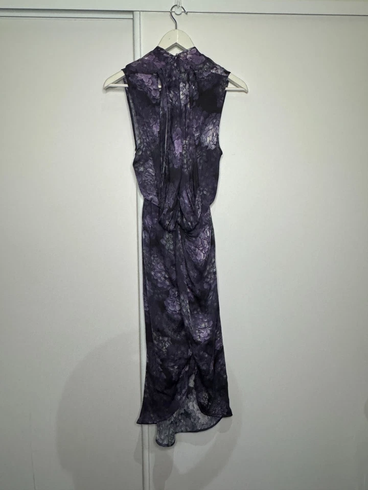 Vestido midi feminino Zimmermann drapeado de seda assimétrico 0 Au 8 EUA 4 roxo escuro luxo - Imagem 3 de 4