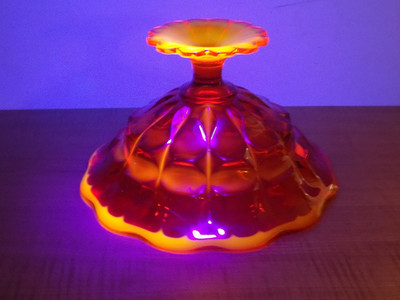Fenton Georgiann Persimmon Amberina Cadmium Glass 10-1/2'' Compote Fruit Bowl