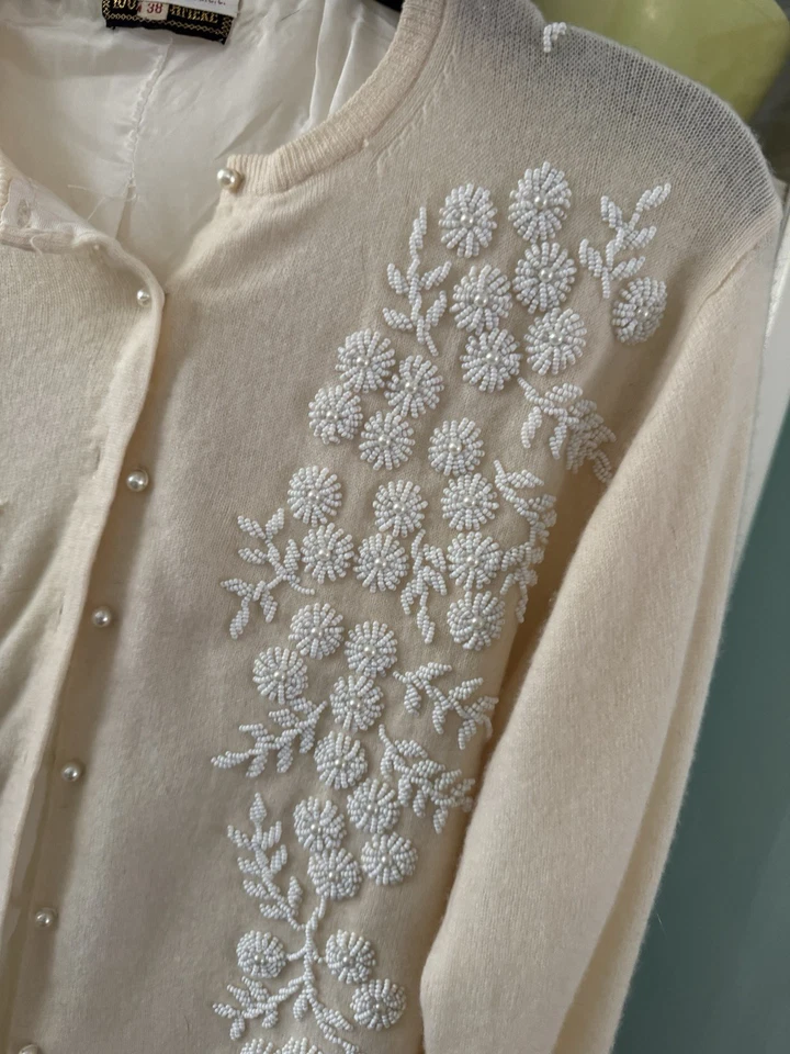Vintage 50s Beaded Cashmere Sweater Kwong Ngai Cardigan Beaded Flower 38 Med - Image 2 of 4