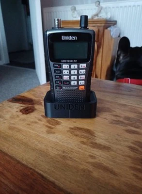 NEW Desktop Mount Stand for the Uniden Bearcat UBC 125XLT Scanner Holder 125-XLT