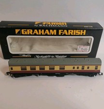 Graham Farish N Gauge Coach, No 374075 Mk1 Corridor Brake Comp