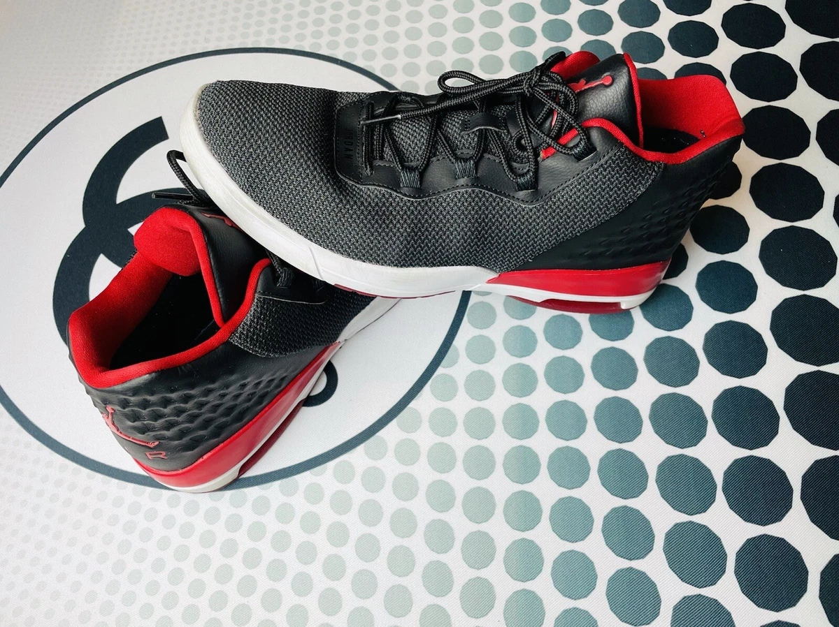 Academy mens shop basketball shoes