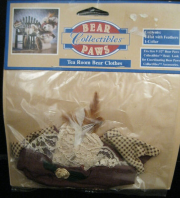 BEAR PAWS COLLECTIBLES TEA ROOM BEAR CLOTHES 1 HAT WITH FEATHERS & 1 COLLAR NEW!
