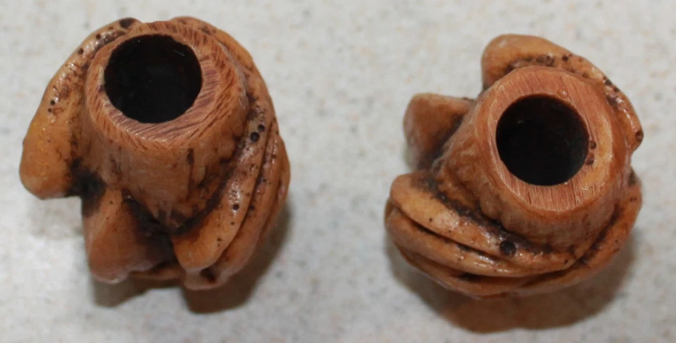 2 Vintage Macramé Composite Toucan Bird Beads - Immagine 4 di 4