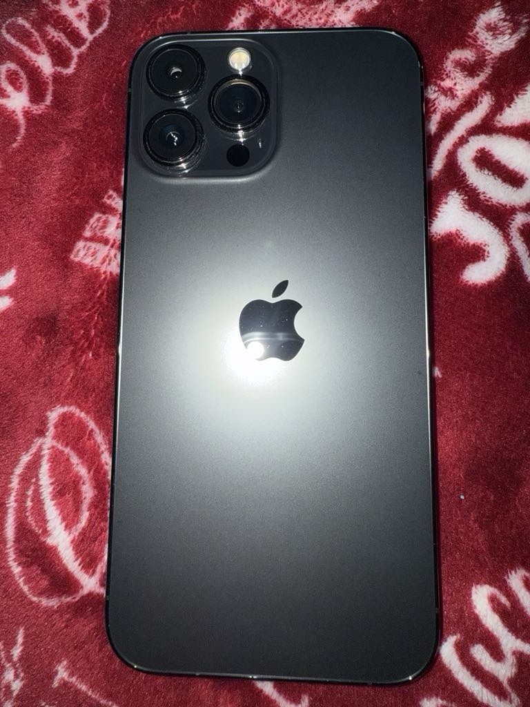Apple iPhone 13 Pro シルバー Amazon.com: Apple iPhone 13 Pro, 512GB, Silver - Unlocked