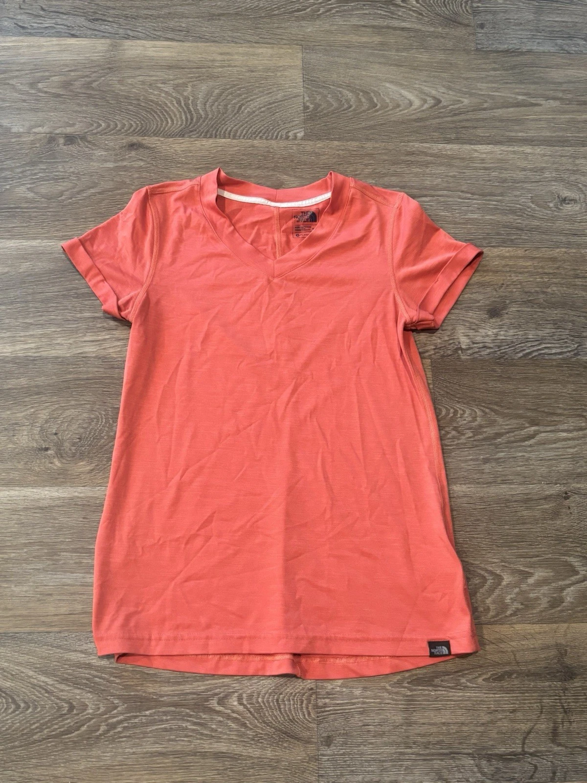The North Face Women’s V-Neck T-Shirt – FlashDry – Size Small