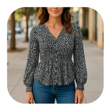 NWOT Fortune + Ivy L black/white smocked waist blouse 