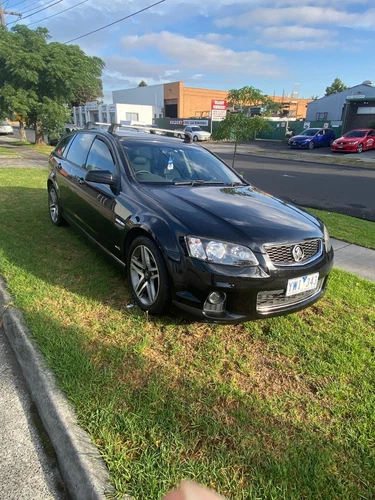 COMMODORE VE WAGON SV6 V6 AUTO with REGO & RWC