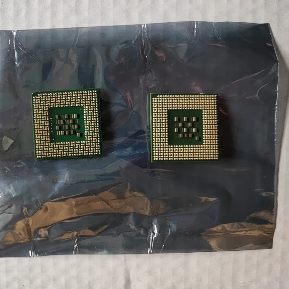 SL6FH - Intel Pentium 4 1.8GHz, SL6FG P4 1.7GHz and SL653 Pentium 4 2.66Ghz CPU - Image 2 of 4