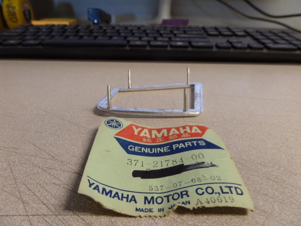 1973-74 Yamaha TX500 Blue DOHC Right Side Cover Frame Cover