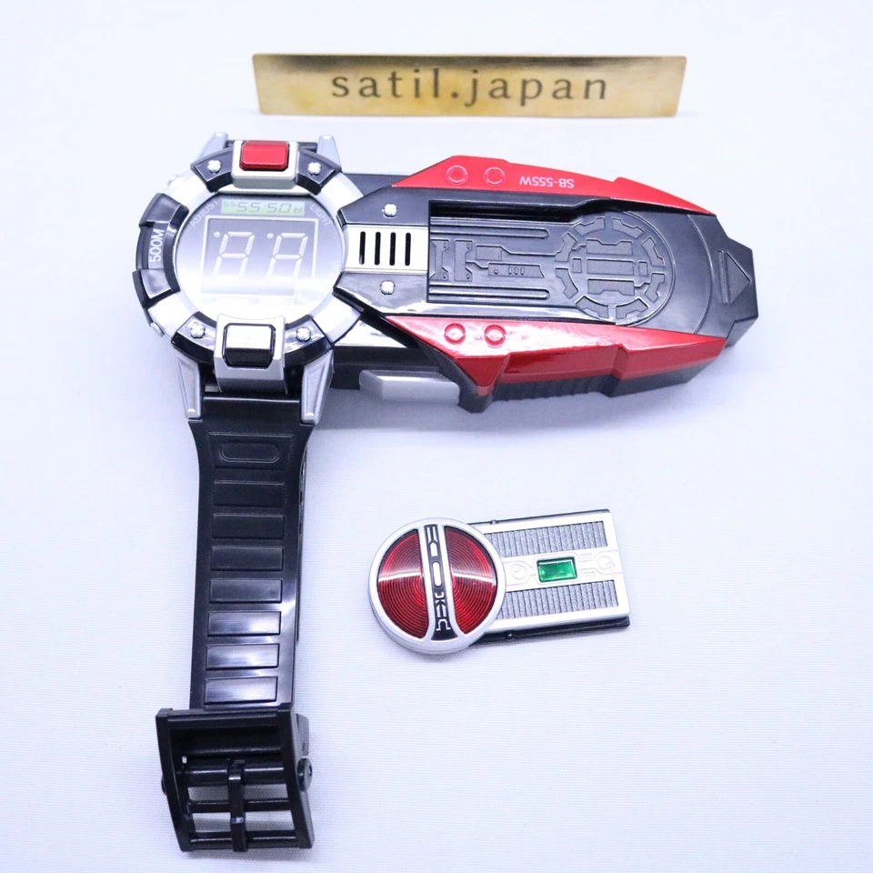 BANDAI CSM Masked Kamen Rider 555 FAIZ AXEL Complete Selection Modifications - Image 2 of 4