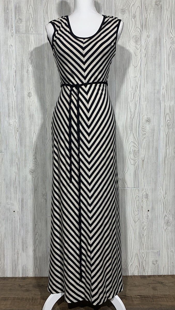 calvin klein black and white maxi dress Calvin Klein Woman's Elegant BLACK MULTI Chevron Stripes Maxi Dress, size 2  EUC