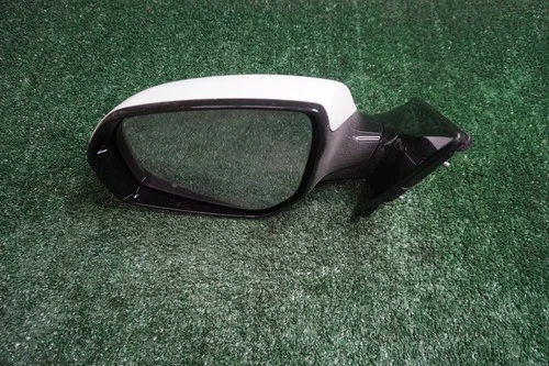 2013 2014 2015 HYUNDAI SANTA FE DRIVER SIDE WHITE Door Mirror OEM E4024074