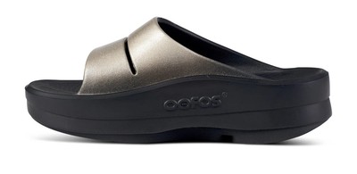 Oofos Women's Oomega Ooahh Luxe Sandal In Latte- New! $100 MSRP- 9