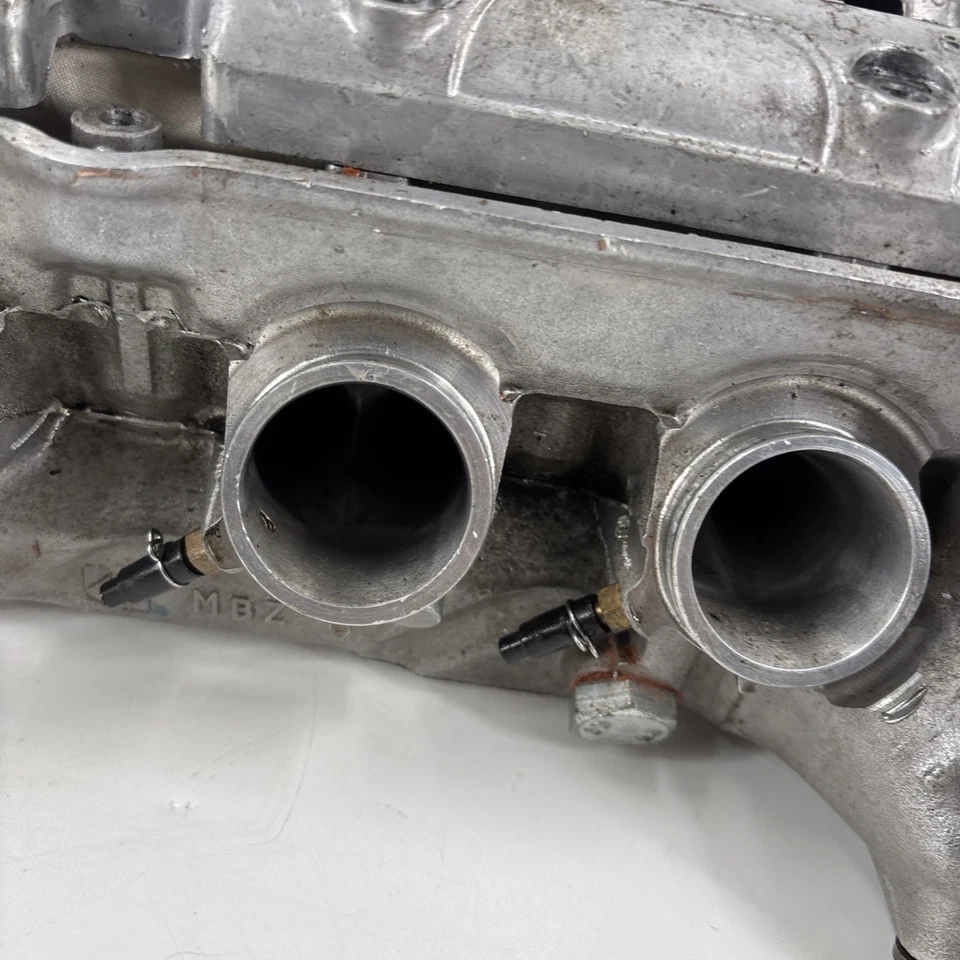 Honda CBR600 CBR 600 F2 1993 Engine Cylinder Head  MINT CONDITION - Image 3 of 4