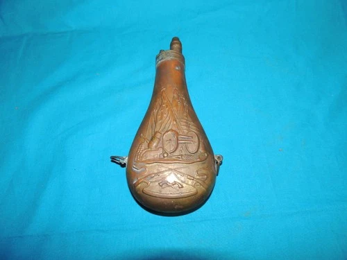 Civil War Powder Flask with Cannons and Flags