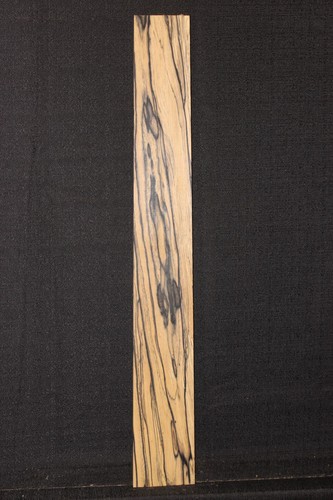 Pale moon ebony guitar fingerboard blank. Dry and free of defects. - Picture 4 of 6
