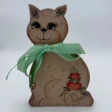 Vintage Folk Art Wooden Kitty Cat Cottage Core Shelf Sitter Hand Painted 80’s
