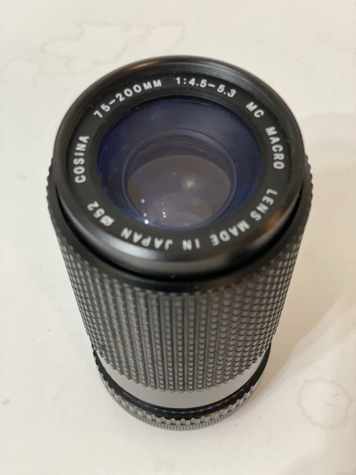 Lente macro Cosina 75-200 mm 1:4,5-5,3 hecha en Japón montura Canon Foto 4 de 4