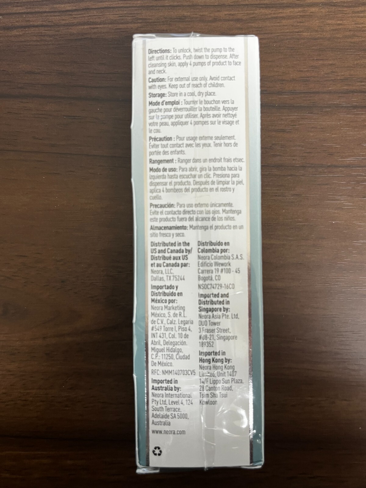 Neora AGE IQ Day Cream 1 FL OZ - **Free Shipping - Exp:05/2026**