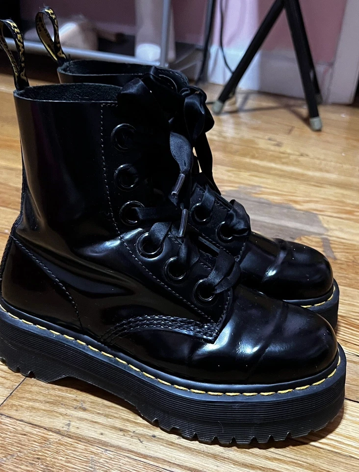 doc martens molly size 8 women’s leather boots - Image 2 of 4