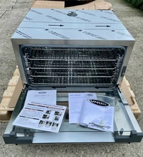 Cadco XAFT-04FS-LD Bakerflux Full Sz, LED Panel 4 shelves, Convection Oven READ