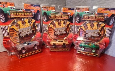 Maisto East Coast Ryders Lot Of 3 : '87 Monte Carlo, Regal, El Camino #15038