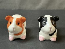 Novelty Ceramic Guinea Pig Salt & Pepper shakers - 10cm long