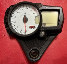 2006-2007 Suzuki Gsxr 600 Gsxr600 Speedometer Meter Gauge Cluster 45k Oem 2006-2007 Suzuki Gsxr 600 Gsxr600 Speedometer Meter Gauge Cluster 45k Oem