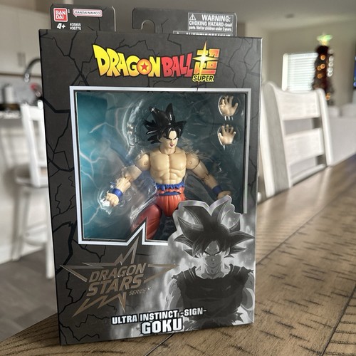 Figurine DBZ Super Dragon Stars 17 cm Modèle aléatoire