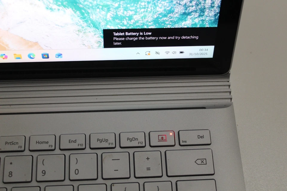 Bargain Microsoft Surface Book 2, 16GB RAM, 512GB SSD, Core i7 8th Gen, GTX 1050 - Image 3 of 4