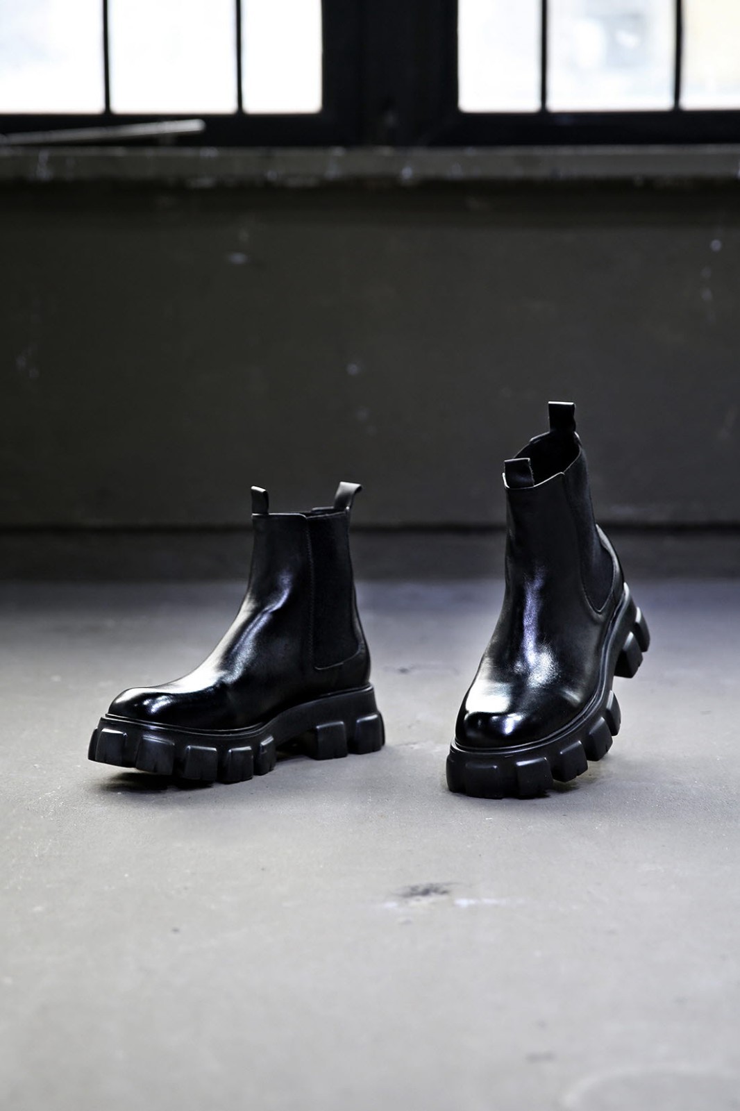 SAOLA Stivali Chelsea uomo neri in pelle di mucca suola grossa vera pelle sneakers stringate