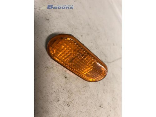 Blinker Kotflügel rechts vorne VW Golf IV 1J  P1679535