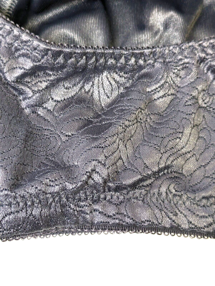 Bali Double Support Wireless Bra 44C Minimizer Bra 3335 and FullFigure