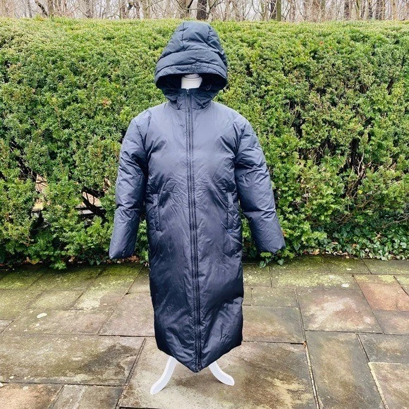 Valentino — VINTAGE***VALENTINO**Warm Down Long Coat***US 10