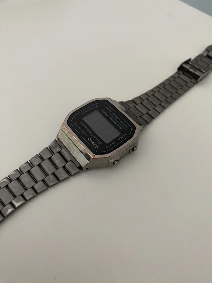 Casio a168we, photo 3 of 4